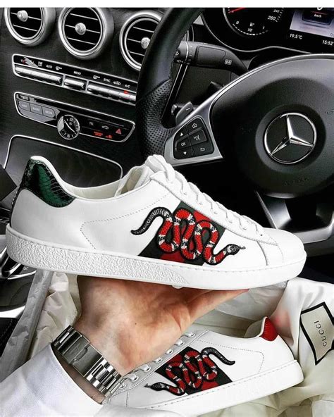 gucci bee fake